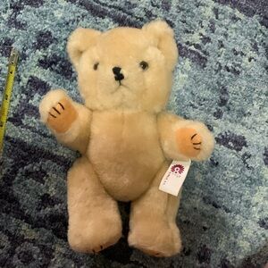 Vintage tan plush teddy bear w felt paws and posable arms and legs 7” tall